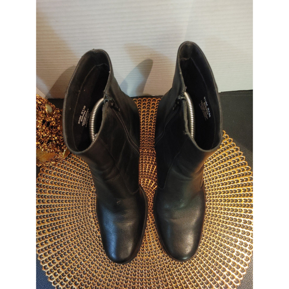 Naturalizer River Ankle Boot Size 9.5M - Picture 3 of 5